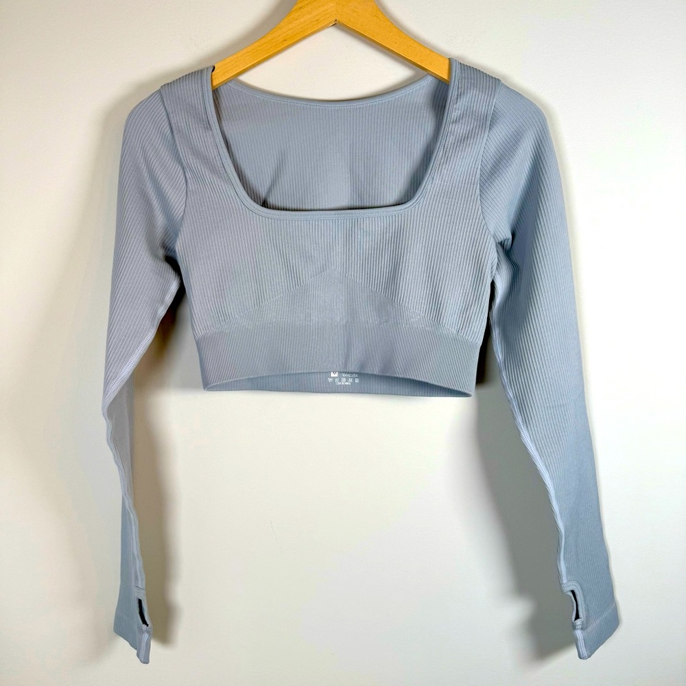 OQQ Ribbed Stretchy Scoop Neck Long Sleeve Crop Top Workout Gym Athletic Medium